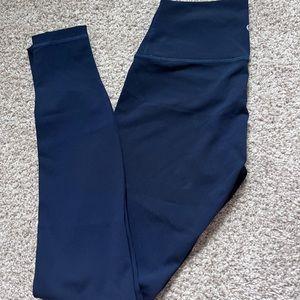 Dark Navy Lulu Aligns